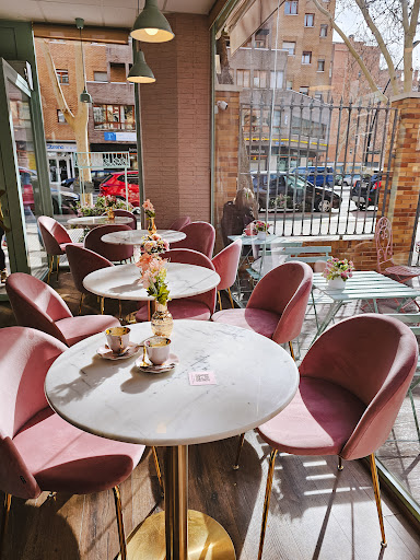 Pistacho Bakery & Coffee
