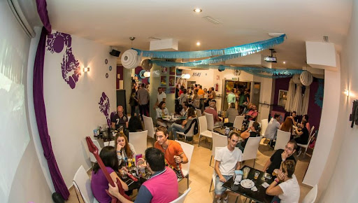 Bar Cafeteria Moai