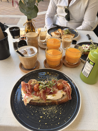 Blend brunch café de especialidad.