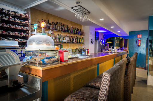 Bar Cafe Can Xim - Pamboleria Billares Copas