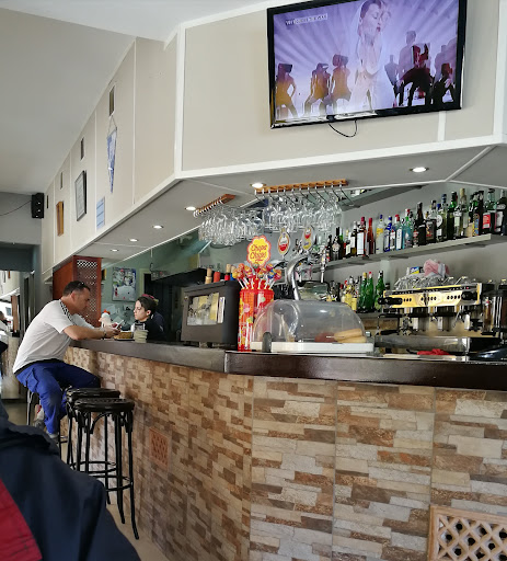 Cafeteria Puig Major, 17