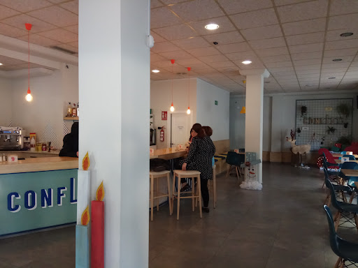 Confleti Café-Bar