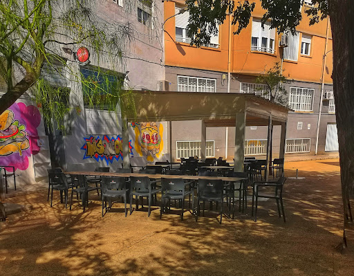 CAFETERÍA MÁS QUE CAFÉ