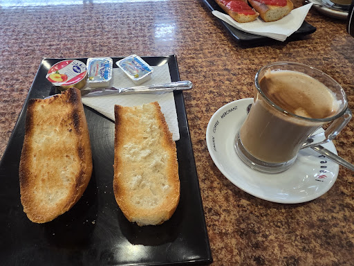 Cafeteria Los Tulipanes