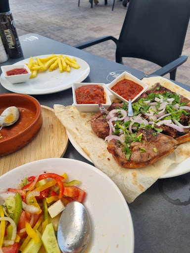 Paradise · Restaurante & Cafeteria