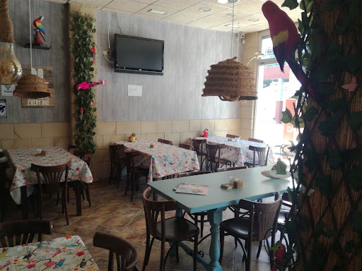 Papagayo 3.0 Bar & Dining Café