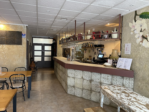 Ta Casa Restaurant