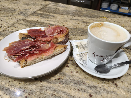 CAFÉ A RUA