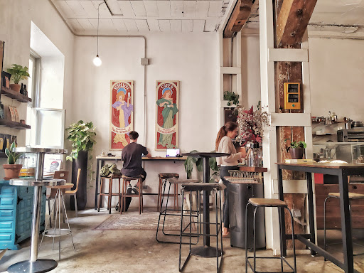 Slow Coffee Shop