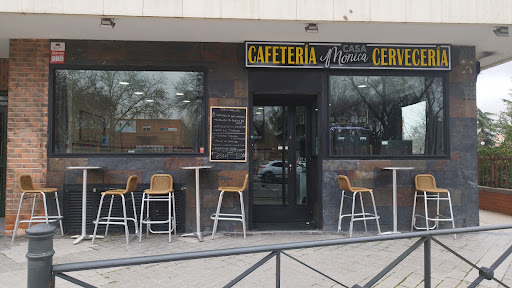 Casa Mónica (Moratalaz)