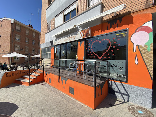 Pau's Blissful Bakery - Cafetería