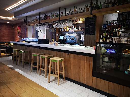 Pound Cafe