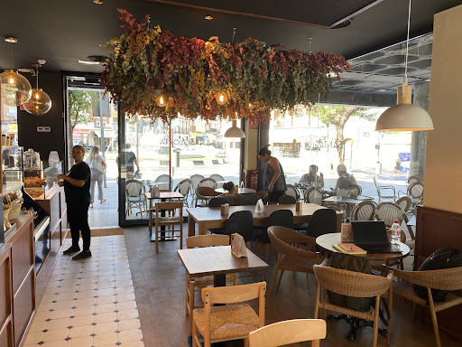 Santagloria Coffee & Bakery