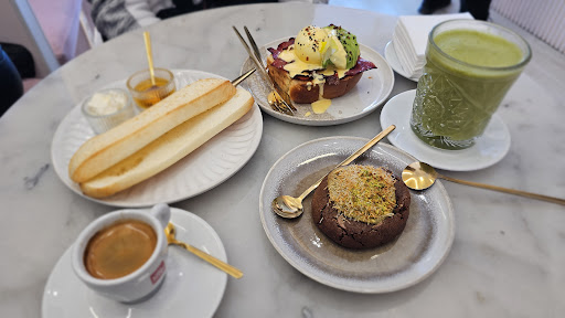 DALUNA - Café & Brunch