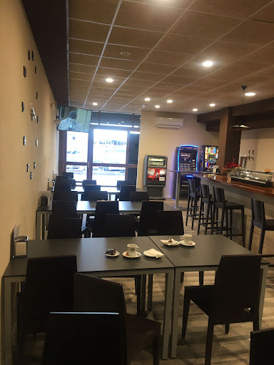 Bar - Restaurant THIANA