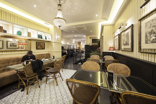 El Fornet - Cafetería en Fontanella 15