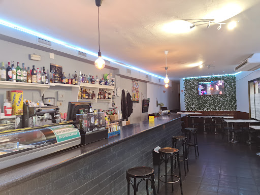 Chévere Bar Café