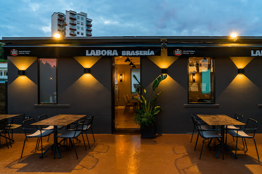 Labora Brasería