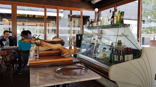 Cafetería Puerta de Hierro