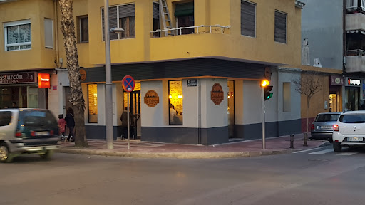 La Urbana Café