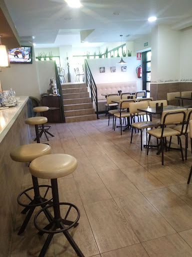 Cafetería Ana Kiro